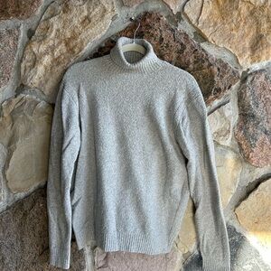 Club Monanco Gray Turtleneck Sweater
